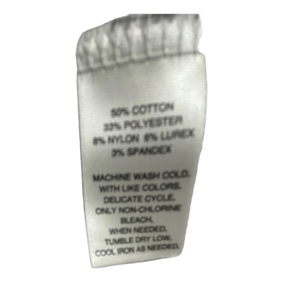 White House black market fitted ribbed round neckline white with glitter… - Picture 9 of 9